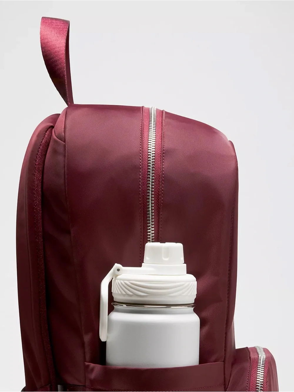Lululemon Everywhere Backpack 22L Metal Hardware- Burgundy Bay/Burgundy Bay/Silv